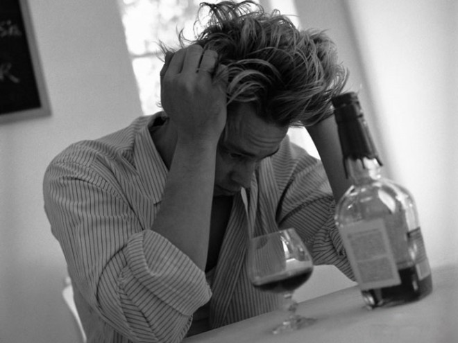 Алкоголь негативно влияет на уровен тестостерона