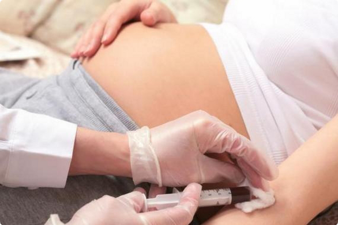Чем опасна корь для беременной женщины?