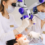 Микроскопическая стоматология: точность до микрона и новый уровень качества лечения
